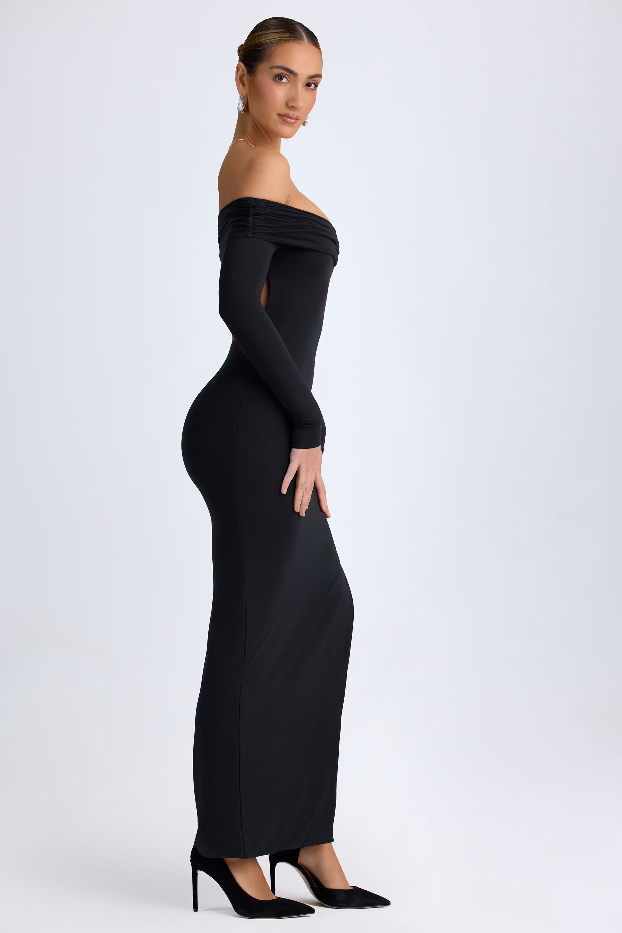 MWB Off-Shoulder Open-Back Maxi Dress in Black MYWISHBAG