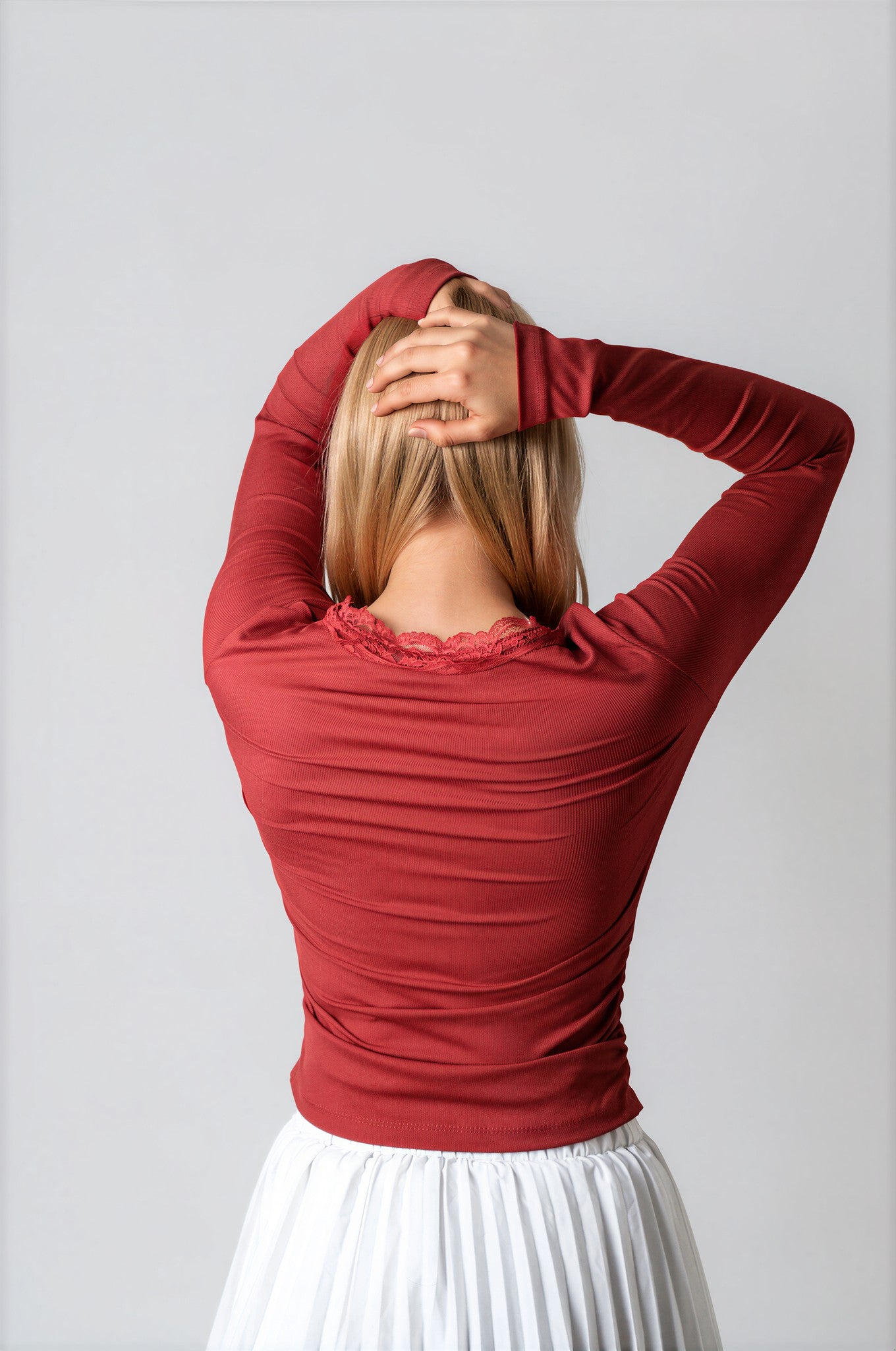 V-neck Solid Lace Trim Ruched Long Sleeve Top