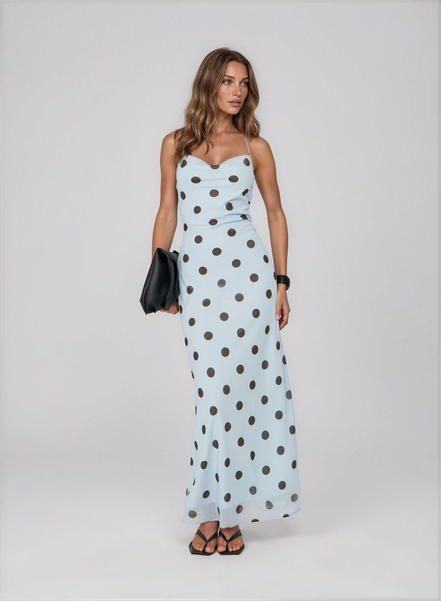 Stylish Blue Polka Dot Maxi Dress for Casual Elegance